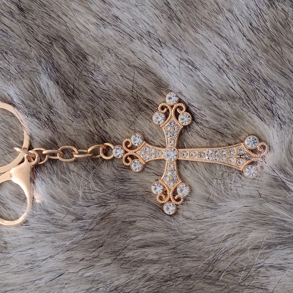 JM Rhinestone Cross Gold Tone Key Chain Bling - Picture 1 of 7